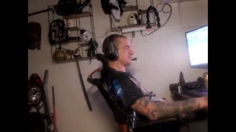 hotkinkytat online show from 29, 1, 2025