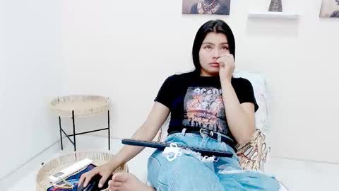 Snapshot of hotlatinaluna23 chatting on 27, 3, 2026 luna online show from 27, 3, 2026