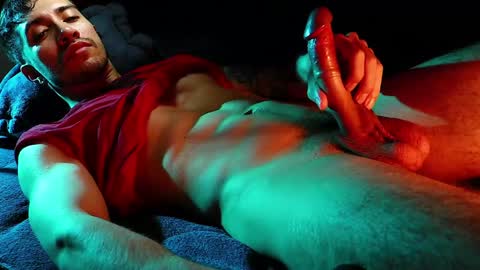 Snapshot of hotlatinking chatting on 12, 1, 2025 Hotlatinking online show from 12, 1, 2025