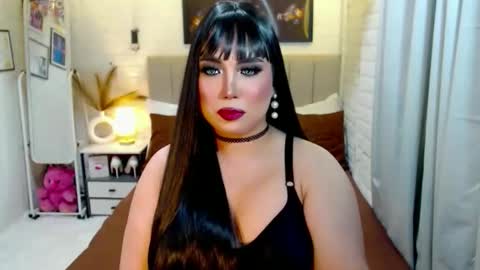 Snapshot of hotlexus69 chatting on 20, 10, 2025 LEXUS online show from 20, 10, 2025