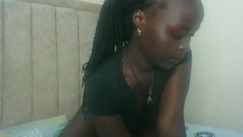 Snapshot of hotlina01 chatting on 29, 4, 2026 hotlina01 online show from 29, 4, 2026