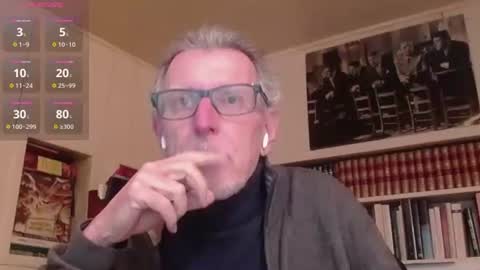 Snapshot of hotlux_54 chatting on 3, 4, 2026 hotlux_54 online show from 3, 4, 2026