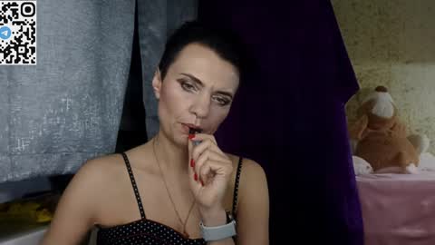 Snapshot of hotmamaqueen234 chatting on 27, 3, 2026 hotmamaqueen234 online show from 27, 3, 2026