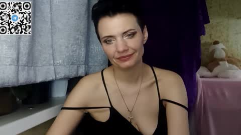 Snapshot of hotmamaqueen234 chatting on 29, 3, 2026 hotmamaqueen234 online show from 29, 3, 2026