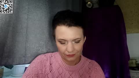 Snapshot of hotmamaqueen234 chatting on 25, 4, 2026 hotmamaqueen234 online show from 25, 4, 2026