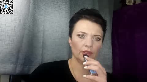 Snapshot of hotmamaqueen234 chatting on 1, 5, 2026 hotmamaqueen234 online show from 1, 5, 2026