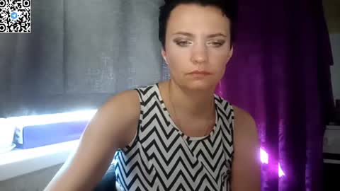 Snapshot of hotmamaqueen234 chatting on 8, 6, 2026 hotmamaqueen234 online show from 8, 6, 2026