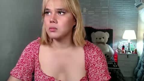 HotTrannyCock online show from 13, 1, 2025