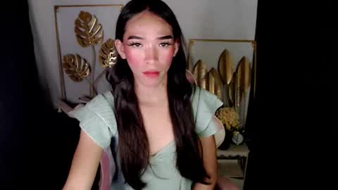 Snapshot of hotmichelle292006 chatting on 20, 4, 2026 HI its me youre lovely MICHAELA online show from 20, 4, 2026