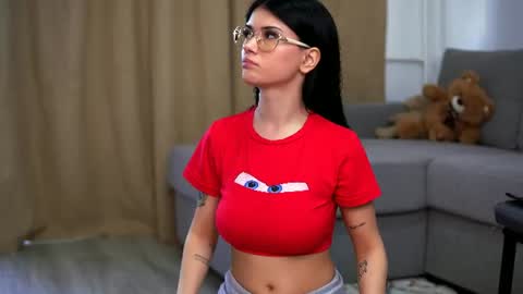 Snapshot of hotmollyx chatting on 7, 7, 2026 Molly online show from 7, 7, 2026