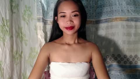 Snapshot of hotmom_gia chatting on 7, 2, 2025 hotmom_gia online show from 7, 2, 2025