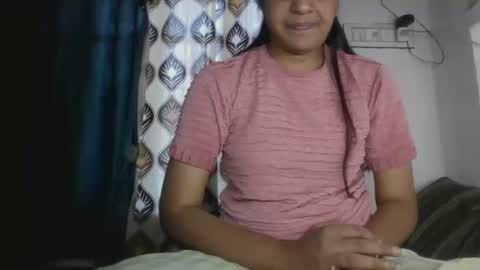 Snapshot of hotnsweetindian chatting on 18, 4, 2026 lola online show from 18, 4, 2026