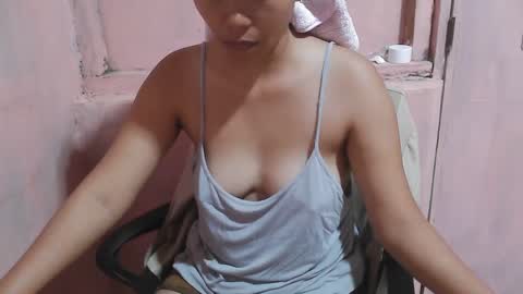 Snapshot of hotpink4u04 chatting on 11, 1, 2025 hotpink4u04 online show from 11, 1, 2025