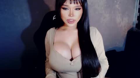 Snapshot of hotsexyhugetrans chatting on 15, 3, 2026 Marga Avery online show from 15, 3, 2026
