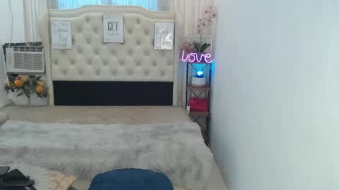 Snapshot of hotsizzling_rica03 chatting on 10, 9, 2025 RHICAH online show from 10, 9, 2025