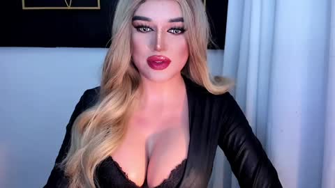 Snapshot of hotstellacumxxx chatting on 6, 3, 2026 STELLA online show from 6, 3, 2026