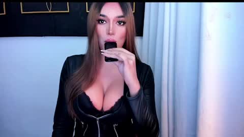 Snapshot of hotstellacumxxx chatting on 7, 4, 2026 STELLA online show from 7, 4, 2026