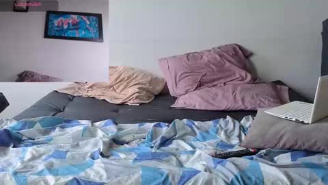 Snapshot of hotstud_999 chatting on 26, 10, 2025 Andres online show from 26, 10, 2025