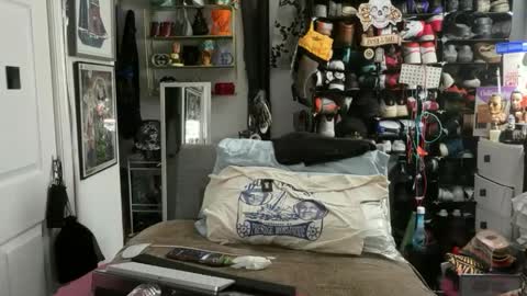 hotstuff775616 online show from 24, 2, 2026