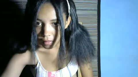 Snapshot of hott_beauty chatting on 30, 11, 2025 MULAN online show from 30, 11, 2025