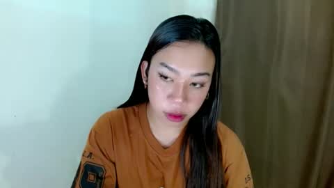 Snapshot of hott_cumforyou chatting on 3, 11, 2025 jelaigrande  online show from 3, 11, 2025