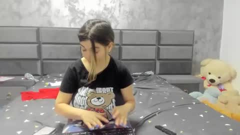 hottalicia2 online show from 15, 2, 2025