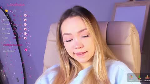 Snapshot of hottease_pvt chatting on 14, 1, 2025 hello Im Eva online show from 14, 1, 2025