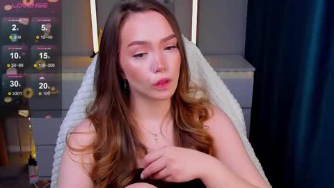 Snapshot of hottease_pvt chatting on 8, 3, 2026 hello Im Eva online show from 8, 3, 2026