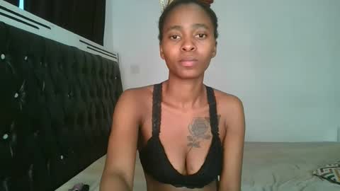 hottie_mistie online show from 16, 5, 2026