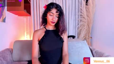 Snapshot of hottie_veronica chatting on 19, 6, 2026 Veronica independent model online show from 19, 6, 2026