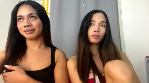 Snapshot of hottiescummerx chatting on 18, 10, 2025 N I C A online show from 18, 10, 2025