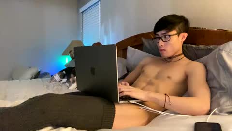 hottiewithabody101 online show from 16, 4, 2026