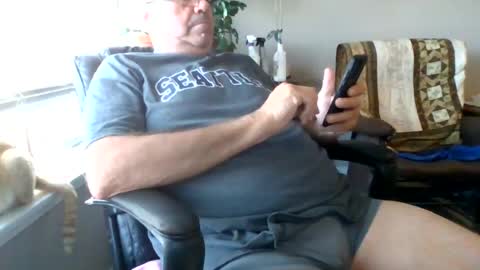 Snapshot of hottop_1981 chatting on 27, 7, 2026 Hottop 1981 online show from 27, 7, 2026