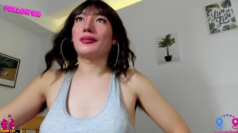 Snapshot of hottycrishinaxx chatting on 15, 12, 2024 crishinahotty online show from 15, 12, 2024