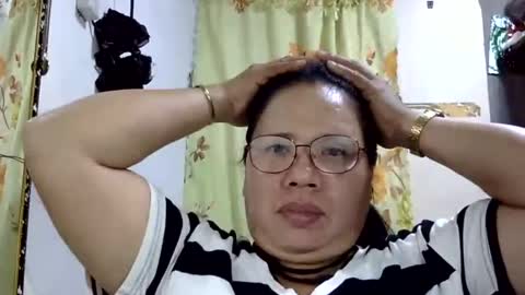 Snapshot of hottycrissy4u chatting on 27, 6, 2026 hottycrissy4u online show from 27, 6, 2026