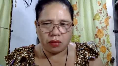 Snapshot of hottycrissy4u chatting on 19, 7, 2026 hottycrissy4u online show from 19, 7, 2026