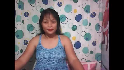 Snapshot of hottyelle1 chatting on 2, 2, 2026 hottyelle1 online show from 2, 2, 2026