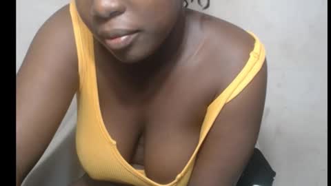 hottylissa1 online show from 13, 10, 2025