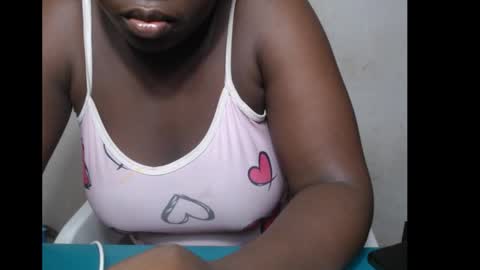 hottylissa1 online show from 16, 12, 2025