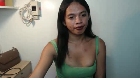 Snapshot of hotvalentina_ chatting on 18, 4, 2026 Valentina3 online show from 18, 4, 2026