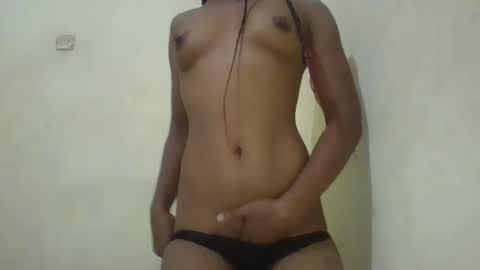 Snapshot of hotvanessa98 chatting on 4, 5, 2026 hotvanessa98 online show from 4, 5, 2026
