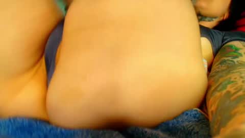 Snapshot of hotwetfreak chatting on 17, 2, 2025 Lili Vixen online show from 17, 2, 2025