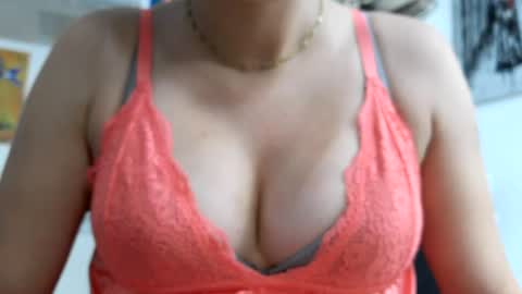 Hotwixx online show from 12, 7, 2026