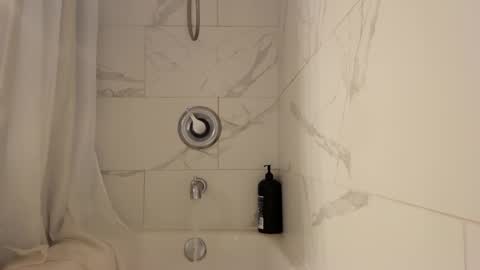 Snapshot of houdicky2 chatting on 27, 9, 2025 houdicky2 online show from 27, 9, 2025