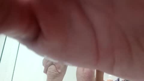 Snapshot of houndmefromhell chatting on 1, 1, 2025 houndmefromhell online show from 1, 1, 2025