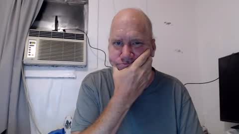 houseflipper online show from 4, 8, 2026