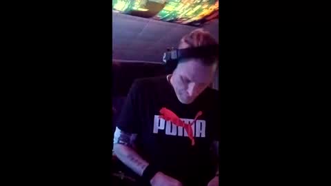 Snapshot of houseofstyle chatting on 26, 4, 2026 SeanPatrick online show from 26, 4, 2026