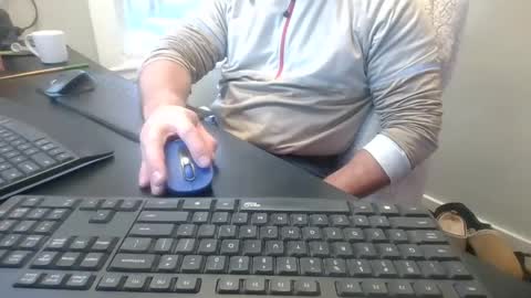 Snapshot of hoverday chatting on 7, 1, 2026 hoverday online show from 7, 1, 2026