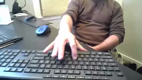 Snapshot of hoverday chatting on 24, 2, 2026 hoverday online show from 24, 2, 2026