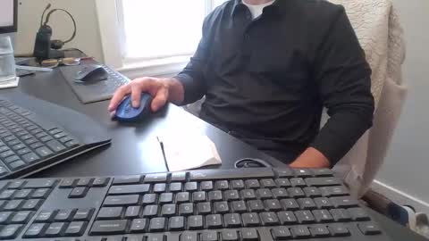 Snapshot of hoverday chatting on 3, 3, 2026 hoverday online show from 3, 3, 2026